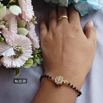 SST 144 | FLORAL GEMSTONE HAND MANGALSUTRA