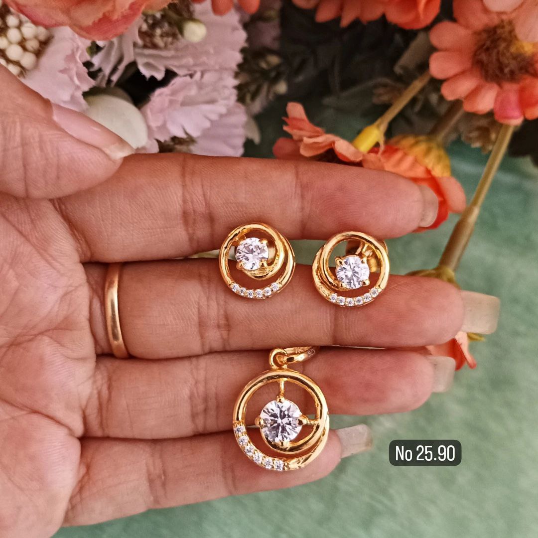 SST 279 | ELEGANT CIRCLE PENDANT AND EARRINGS SET