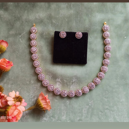 SST 293 | STUNNING CRYSTAL NECKLACE AND EARRINGS SET