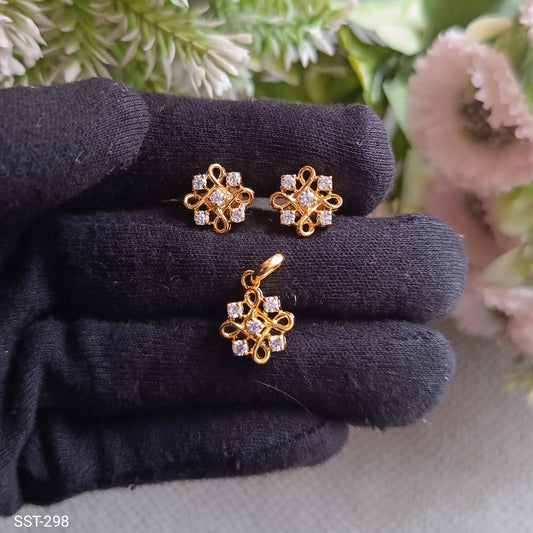 SST 298 | ELEGANT CRYSTAL-SET PENDENT AND EARRINGS
