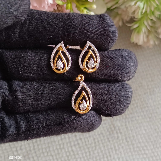 SST 303 | STUNNING DROPLET DESIGN PENDENT AND EARRINGS