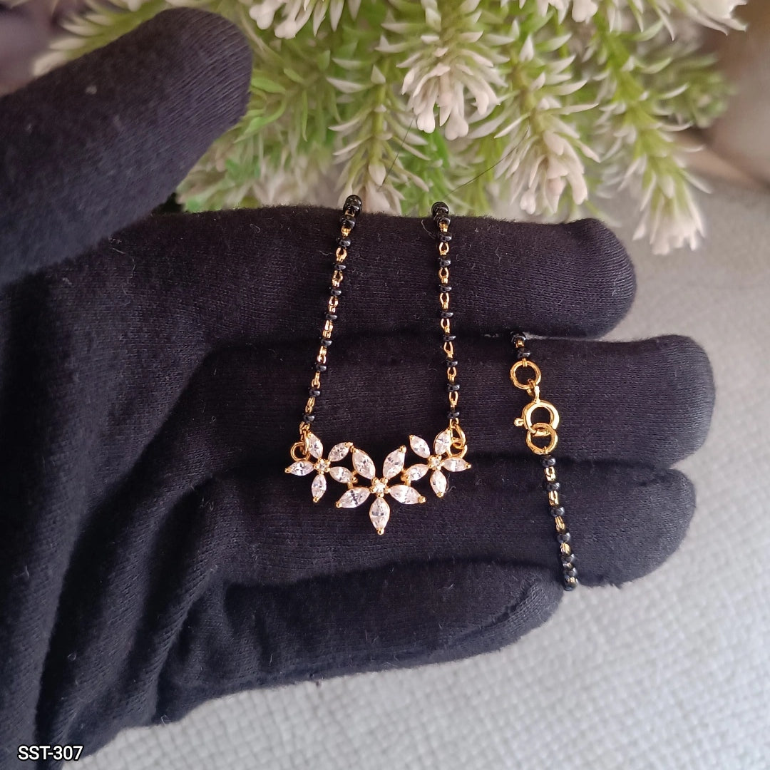 SST 307 | ELEGANT FLOWER-INSPIRED MANGALSUTRA