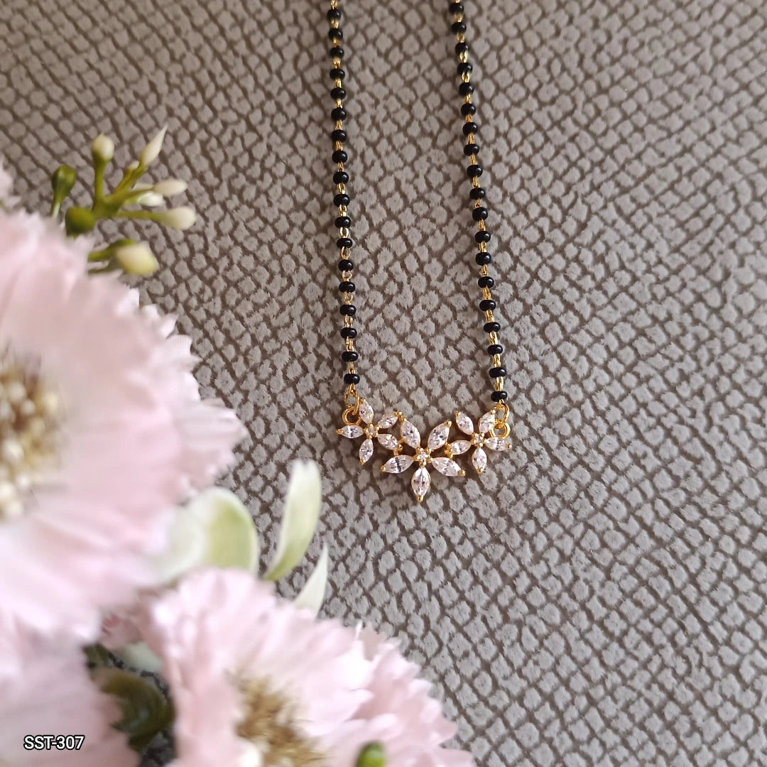 SST 307 | ELEGANT FLOWER-INSPIRED MANGALSUTRA