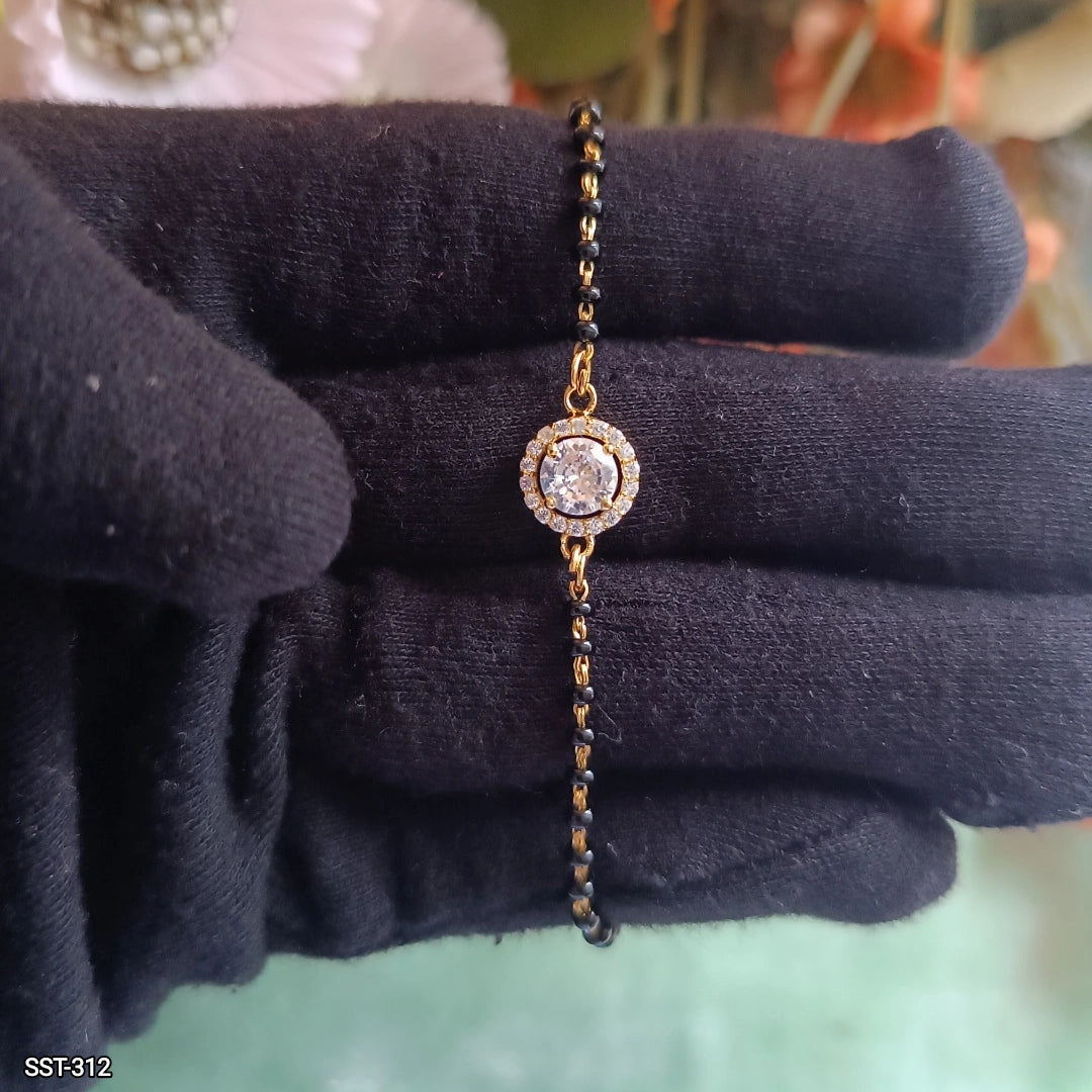 SST 312 | SPARKLING CENTER STONE HAND MANGALSUTRA