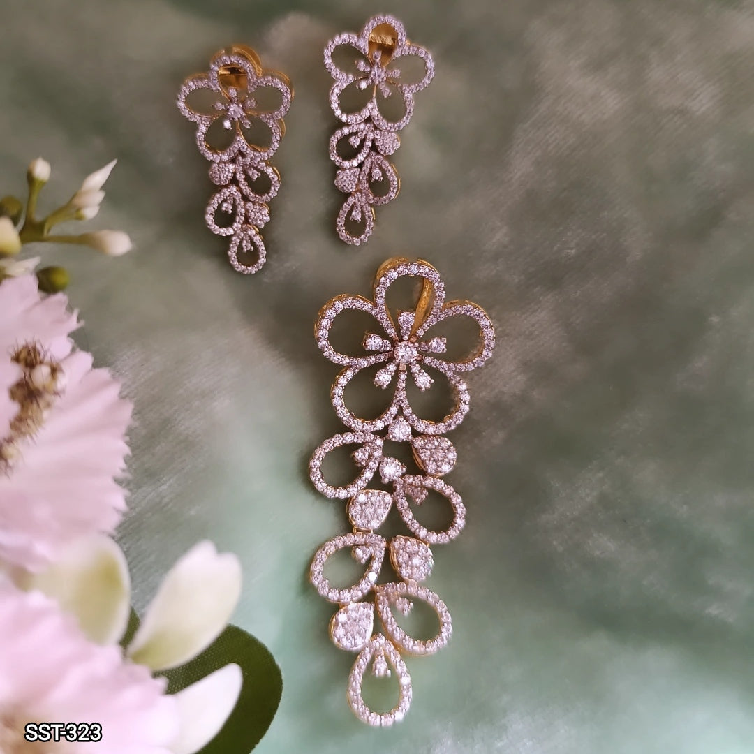 SST 323 | FLORAL PENDANT AND EARRING