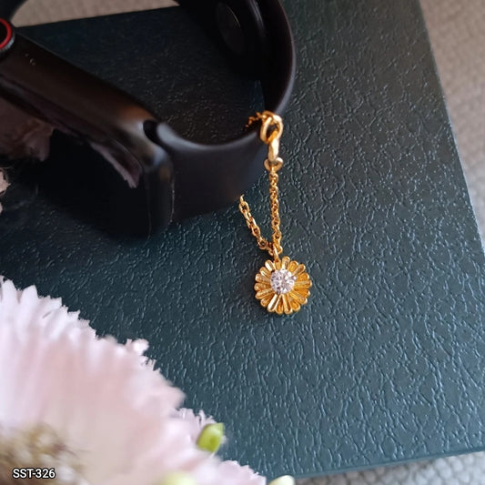 SST 326 |   DAISY WATCH CHARM