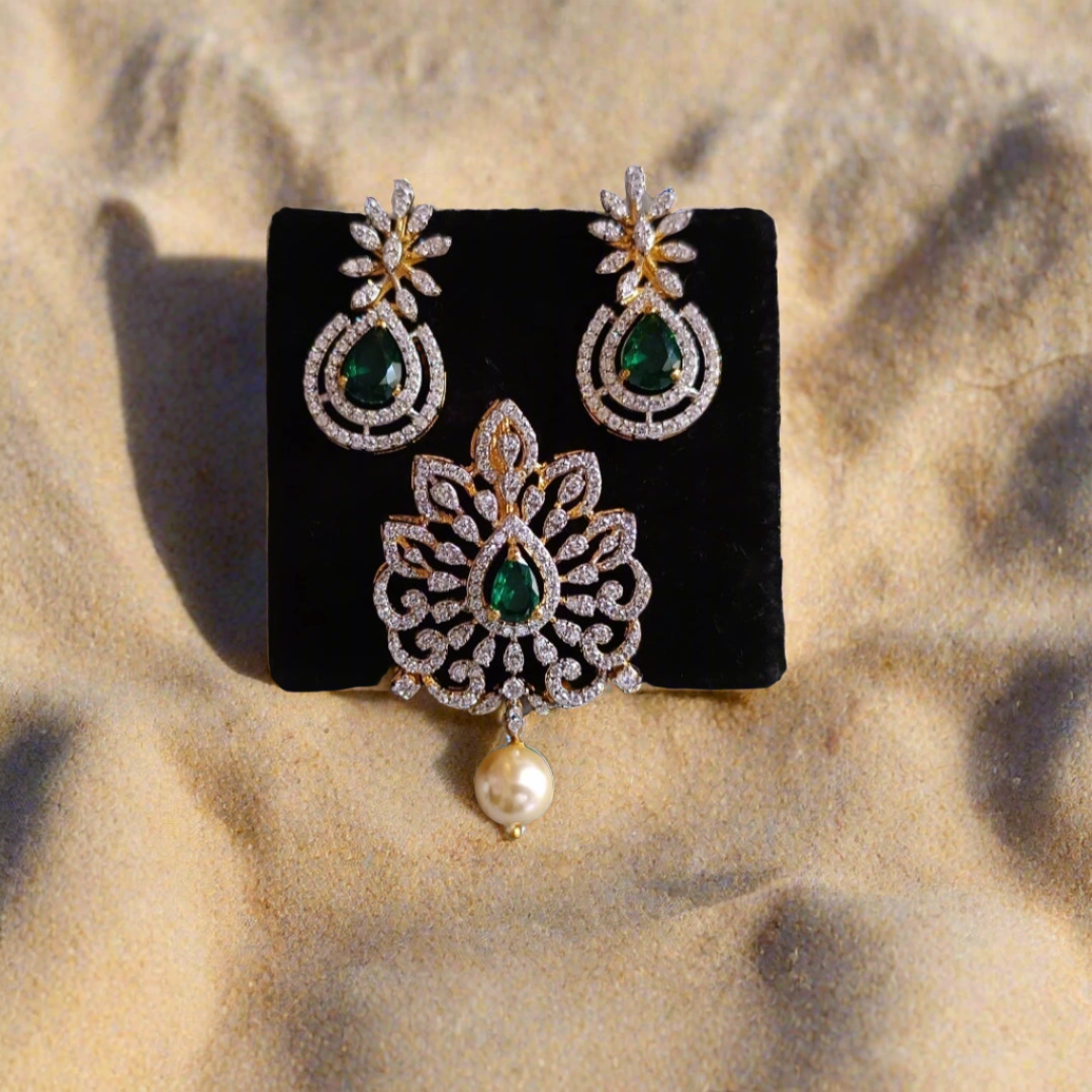 SST 286 + 411 | LUXURIOUS EMERALD AND DIAMOND-STYLE PENDENT SET
