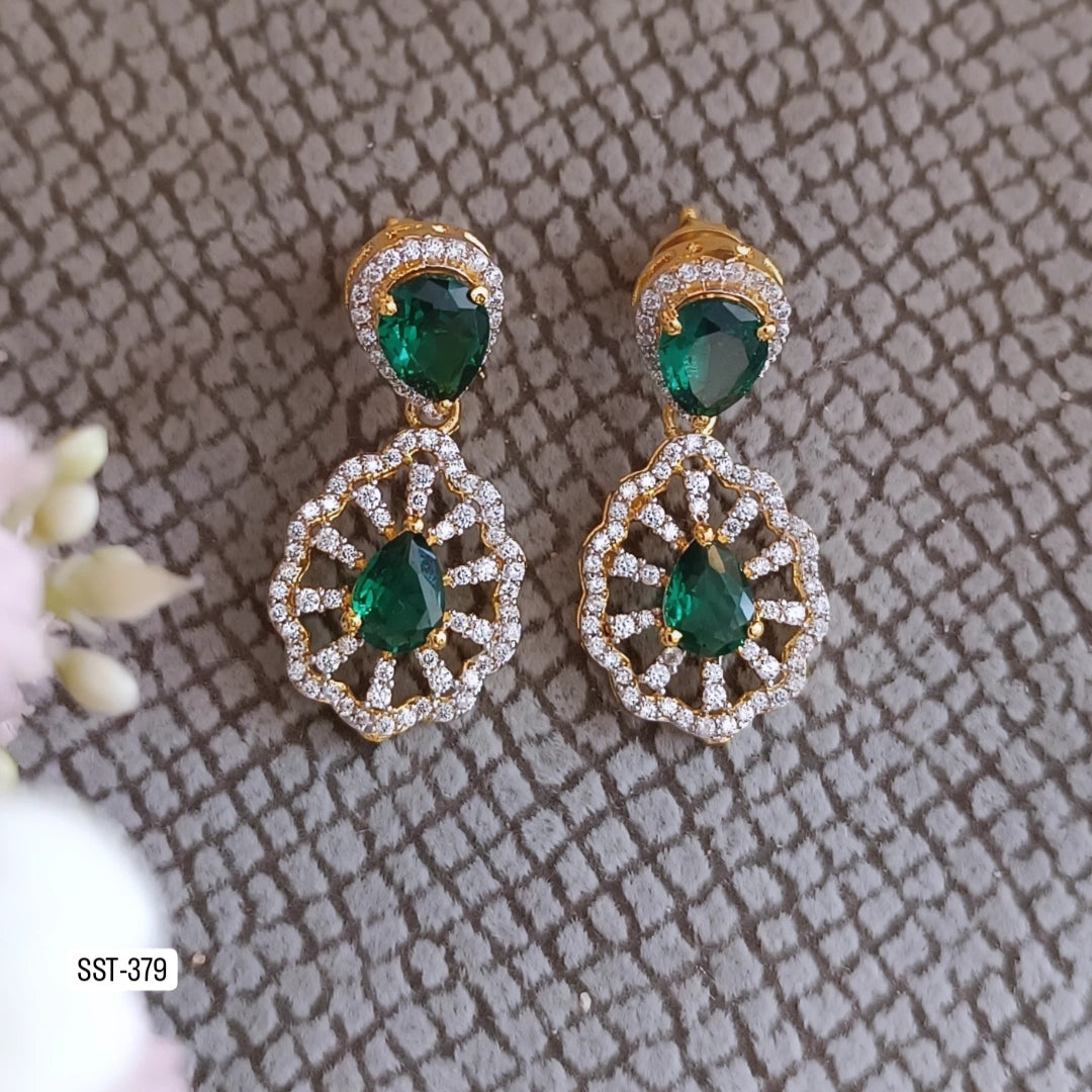 SST 379 | ELEGANT EMERALD DROP EARRINGS