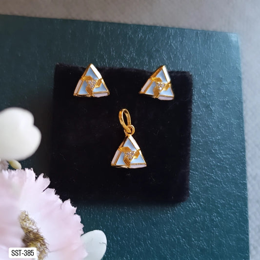 SST 385 | TRIANGLE SINGLE STUD PENDANT AND EARRING SET