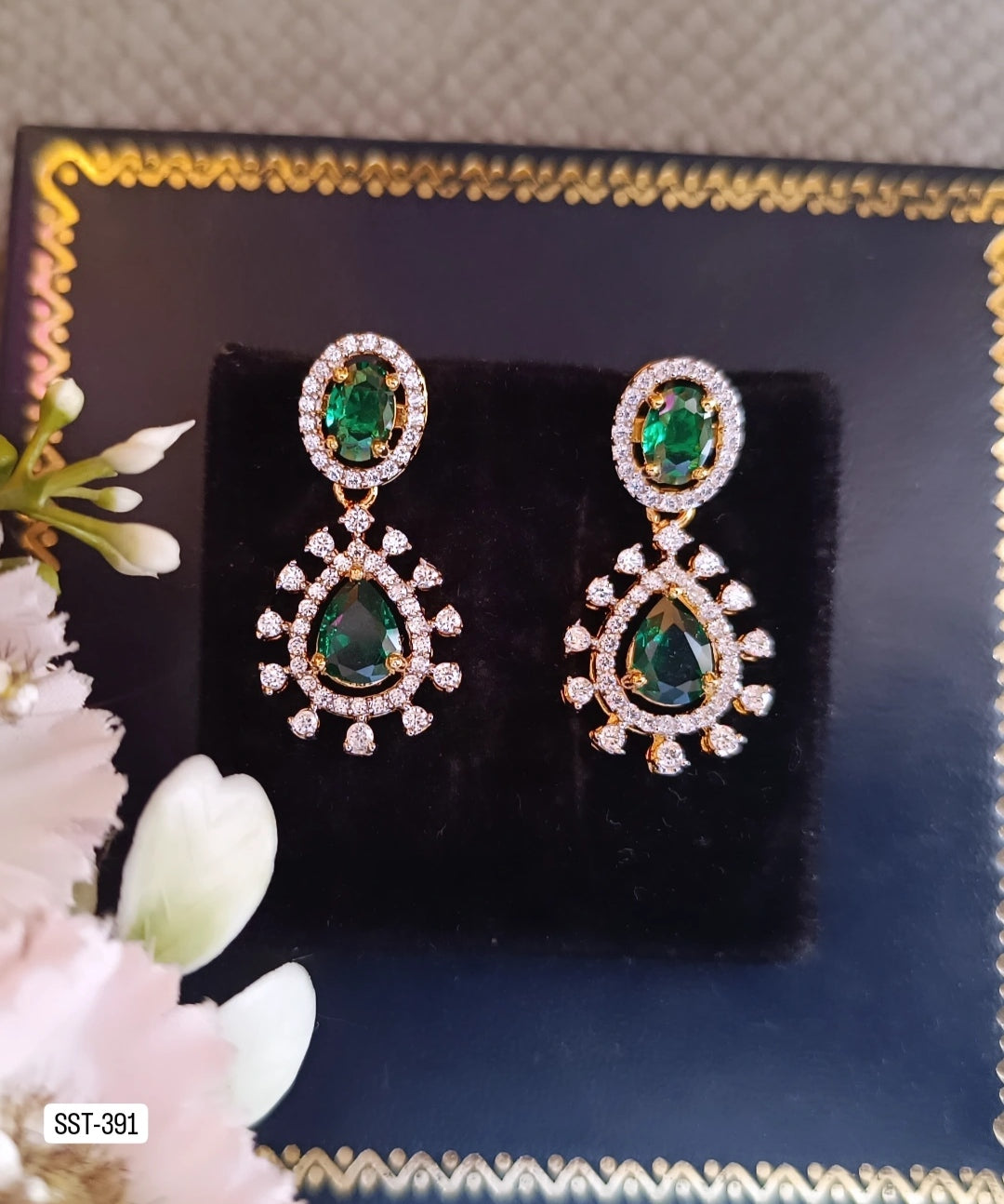 SST 391 | ELEGANT GREEN STONE DROPS EARRINGS