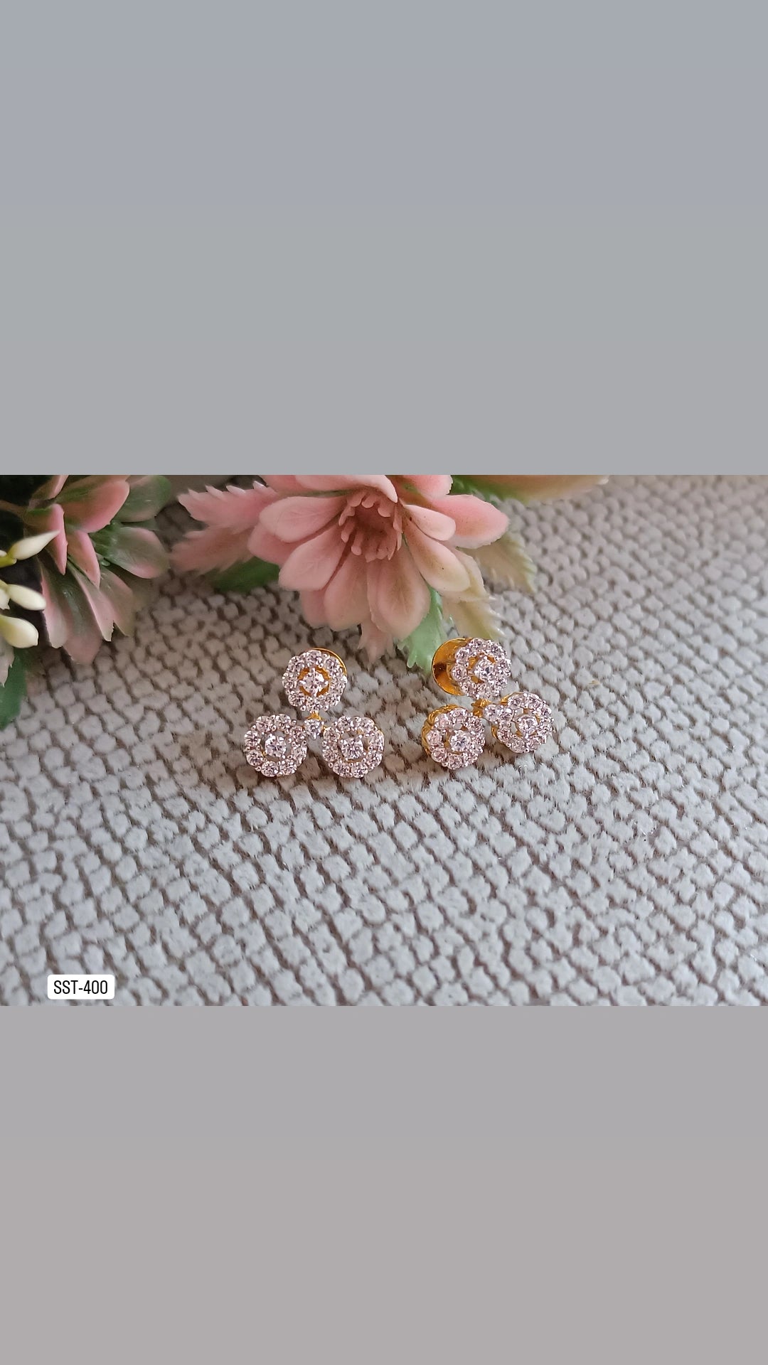 SST 400 | SPARKLING FLORAL EARRINGS