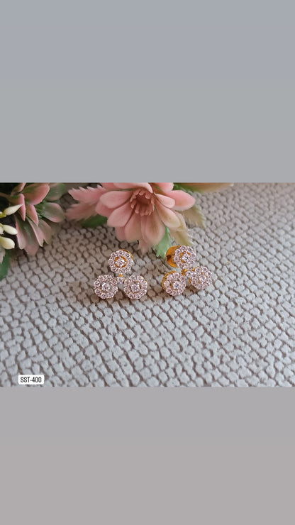 SST 400 | SPARKLING FLORAL EARRINGS