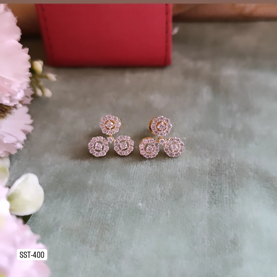 SST 400 | SPARKLING FLORAL EARRINGS