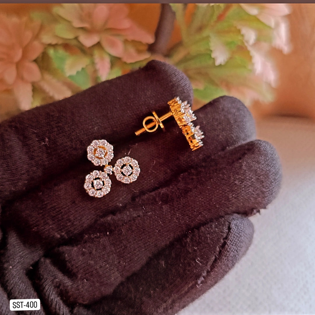 SST 400 | SPARKLING FLORAL EARRINGS