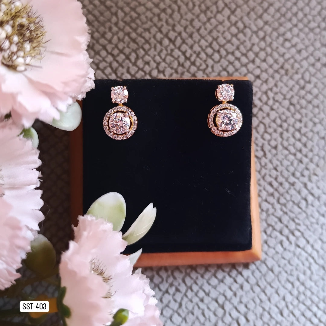 SST 403 | ELEGANT SPARKLING STUD EARRINGS