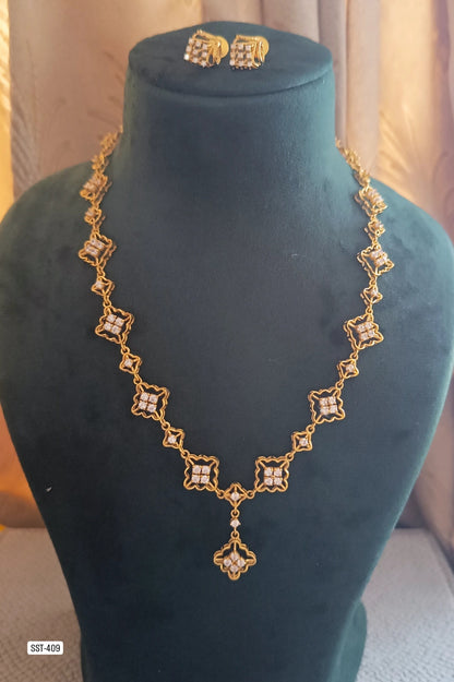 SST 409 | INTRICATE DESIGN NECKLACE AND EARRING SET