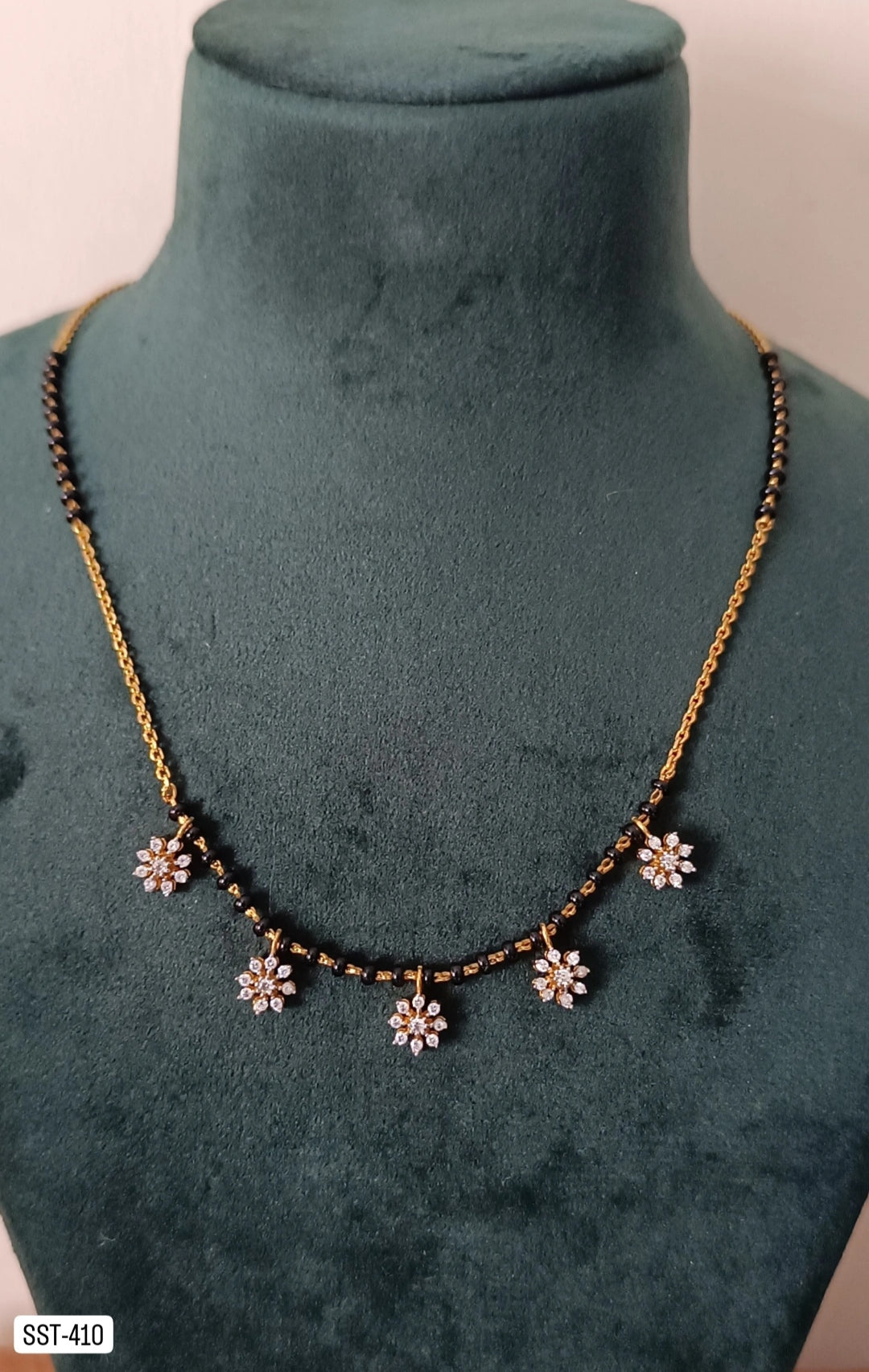 SST 410NC | FANCY FLOWER MANGALSUTRA