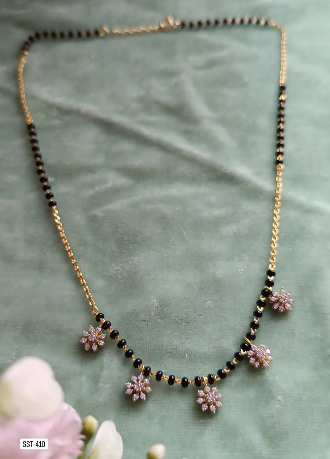 SST 410NC | FANCY FLOWER MANGALSUTRA