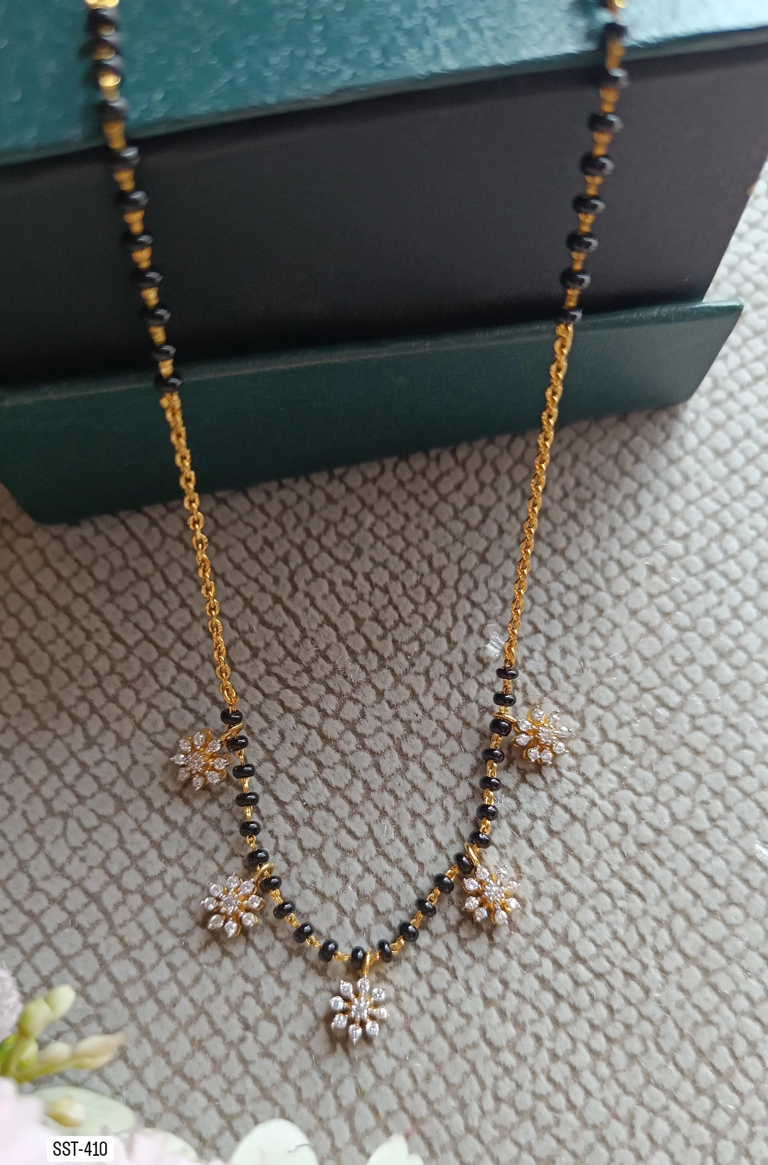 SST 410NC | FANCY FLOWER MANGALSUTRA