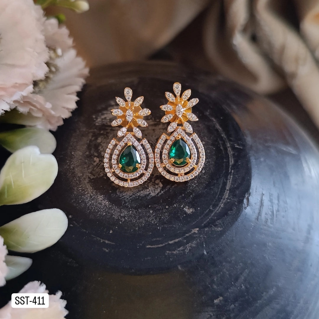 SST 411 | LUXURIOUS EMERALD DROP EARRINGS
