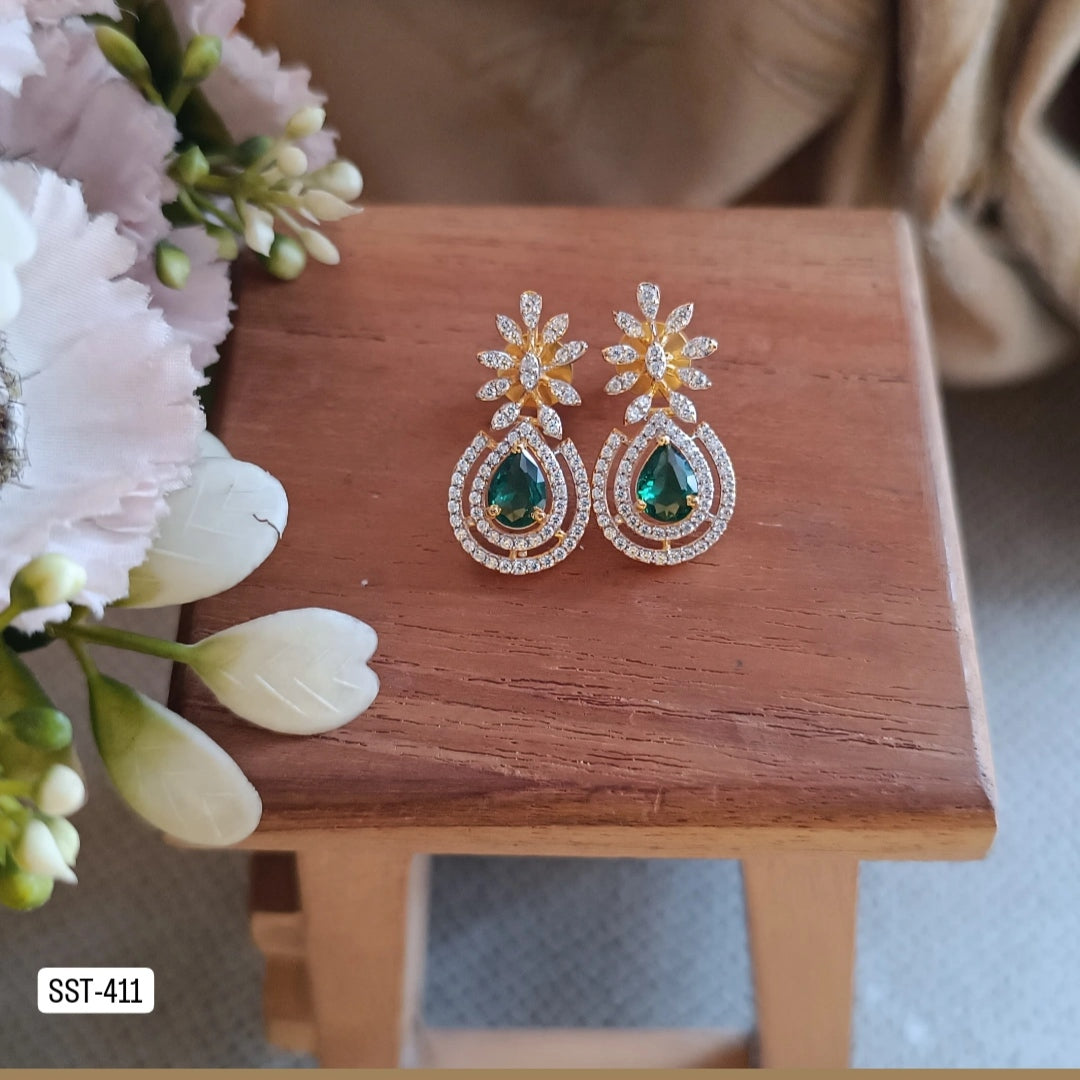 SST 411 | LUXURIOUS EMERALD DROP EARRINGS
