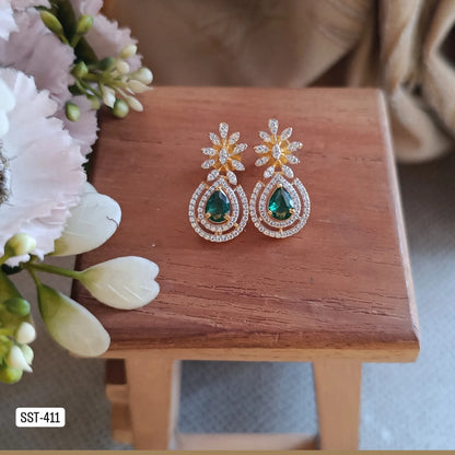 SST 411 | LUXURIOUS EMERALD DROP EARRINGS