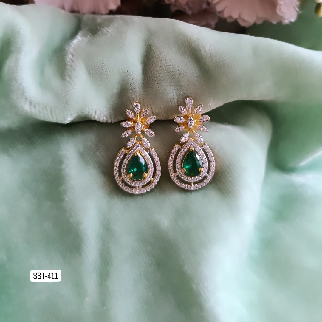 SST 411 | LUXURIOUS EMERALD DROP EARRINGS