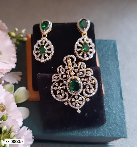 SST 388 + 379 | ELEGANT GREEN STONE PENDENT SET