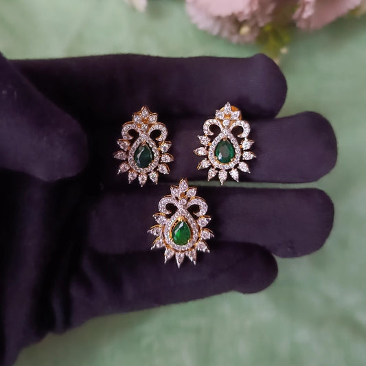 SST 261 + 257 | PENDENT AND EARRINGS SET