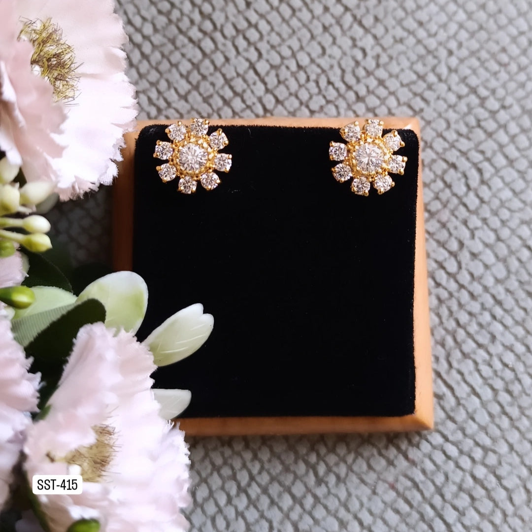 SST 415 | FLOWER DESIGNED EARRINGS