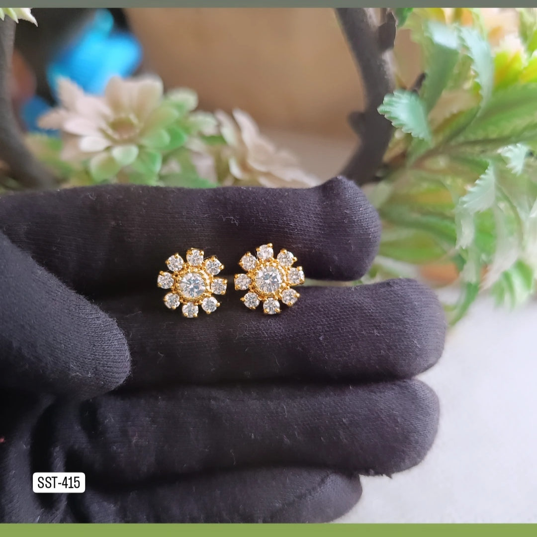 SST 415 | FLOWER DESIGNED EARRINGS