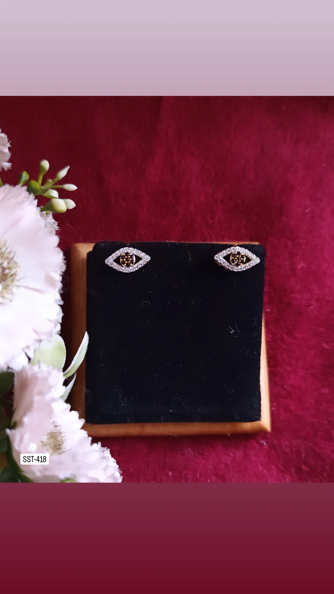SST 418 | EYE STUD EARRINGS