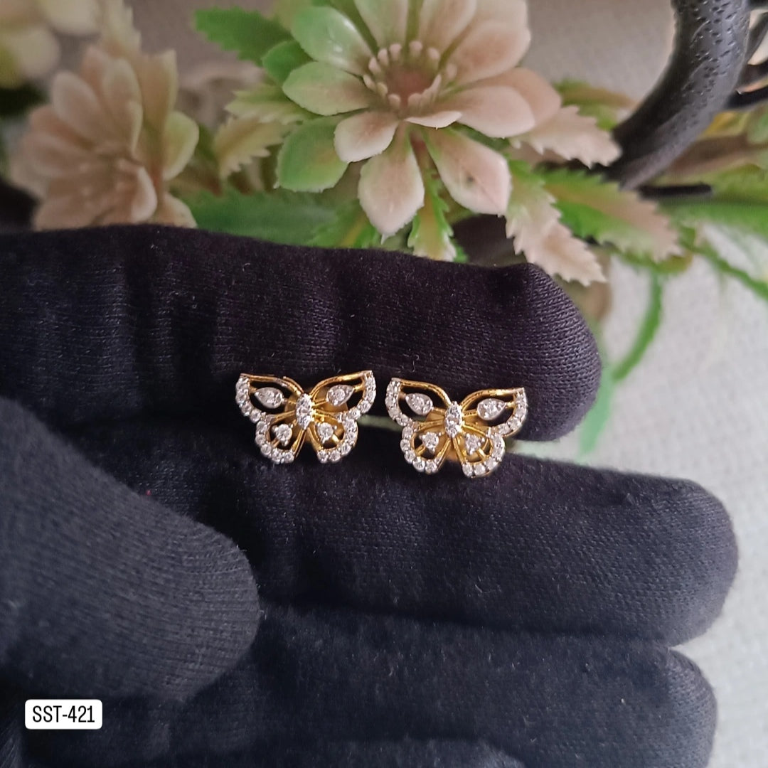 SST 421 | CHARMING BUTTERFLY STUD EARRINGS