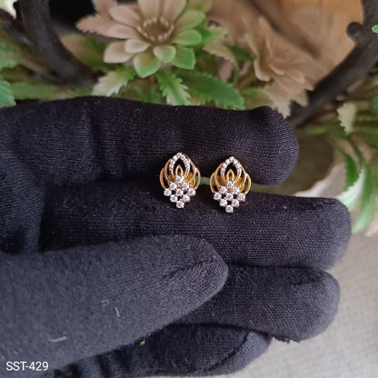 SST 429 | ELEGANT FLOWER DESIGN EARRINGS