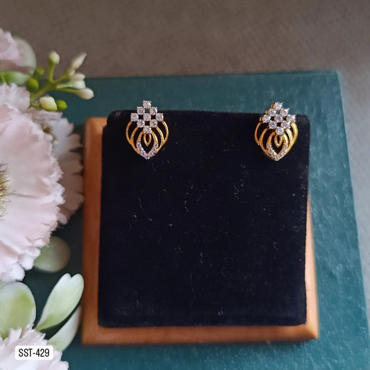 SST 429 | ELEGANT FLOWER DESIGN EARRINGS