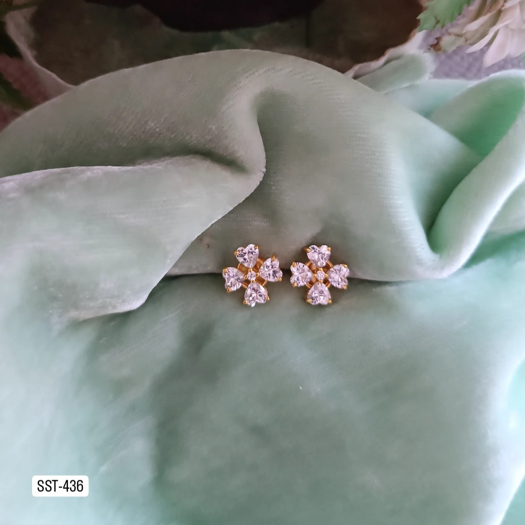 SST 436 | ELEGANT FLOWER-STYLE EARRINGS