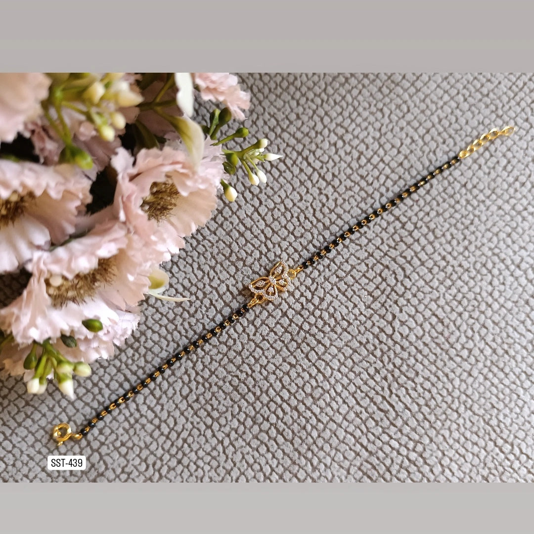 SST 439 | BUTTERFLY HAND MAGALSUTRA