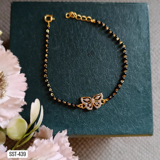 SST 439 | BUTTERFLY HAND MAGALSUTRA