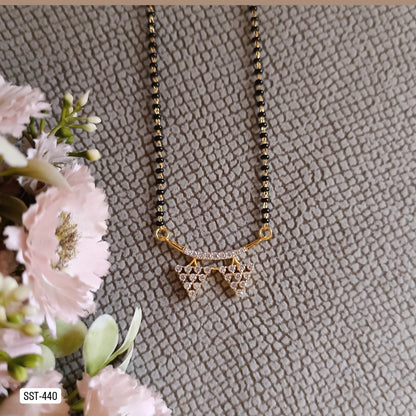SST 440 | TRIANGLE PENDENT MANGALSUTRA