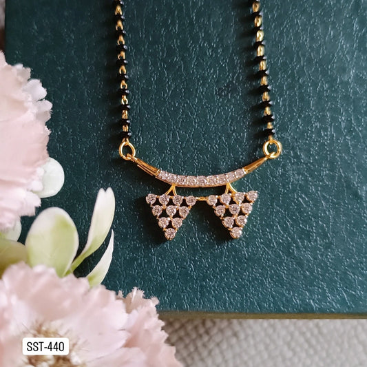 SST 440 | TRIANGLE PENDENT MANGALSUTRA