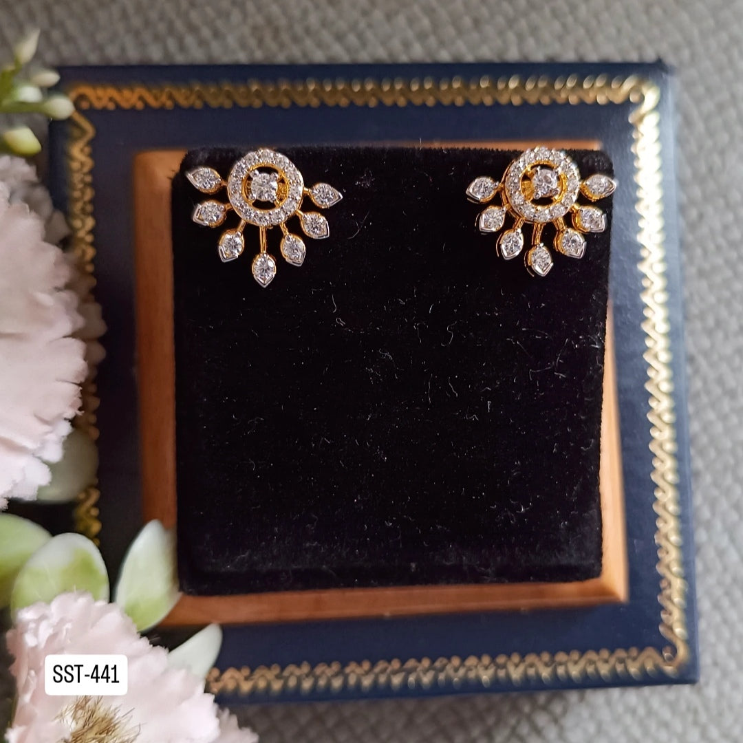 SST 441 | ELEGANT SUNBURST STUD EARRINGS