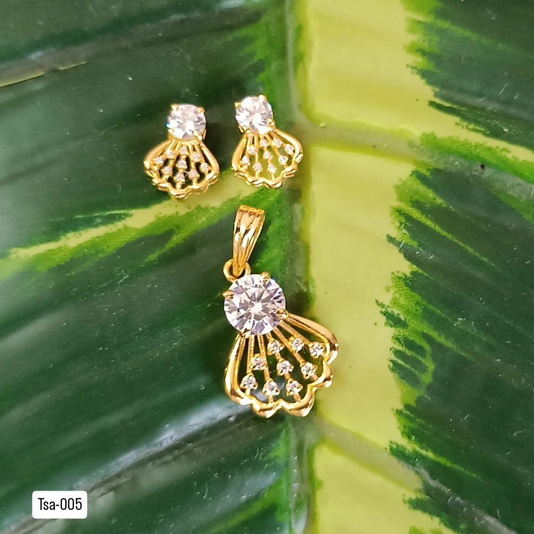 Tsa 005 | PENDANT AND EARRING SET