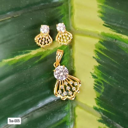 Tsa 005 | PENDANT AND EARRING SET