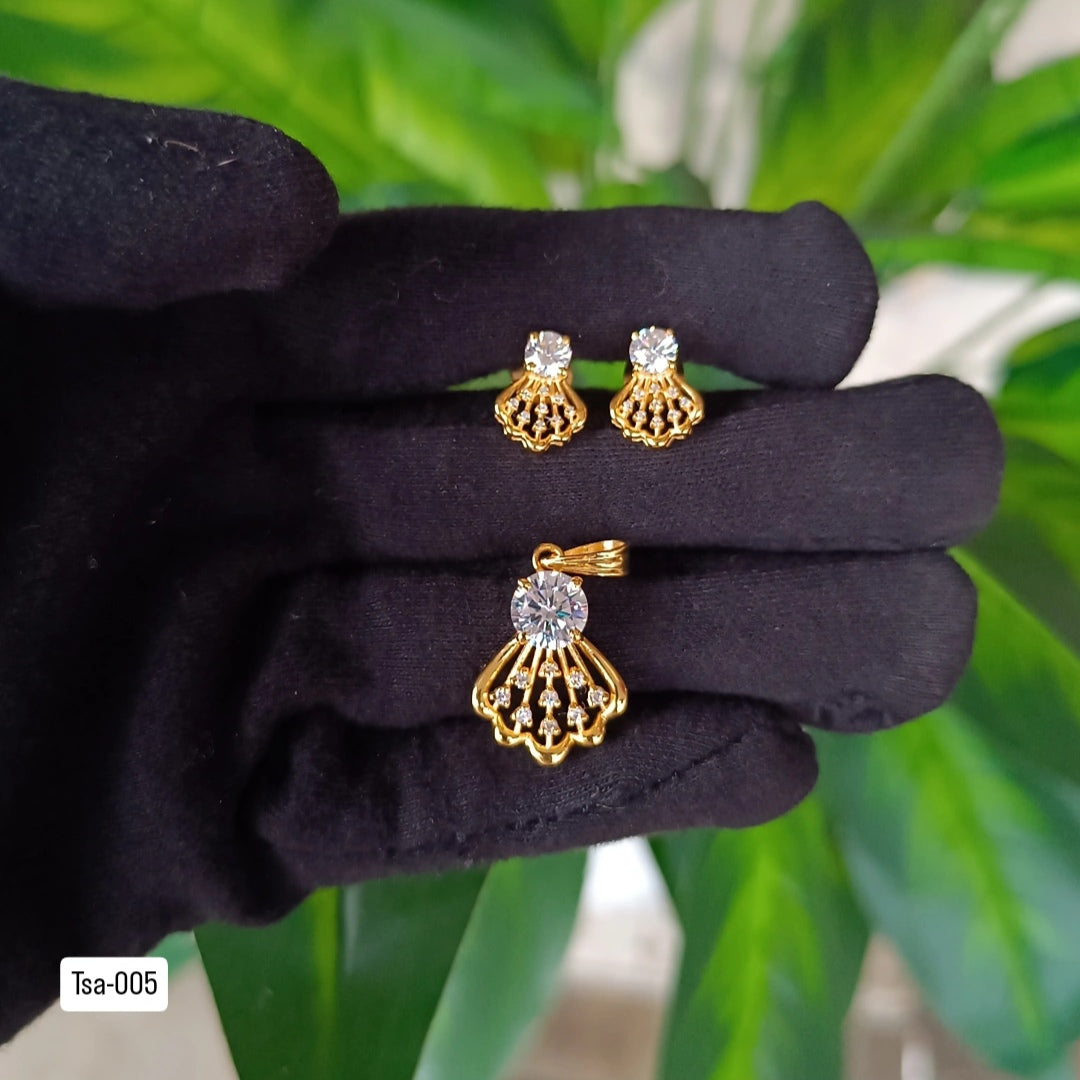 Tsa 005 | PENDANT AND EARRING SET