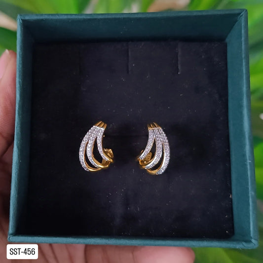 SST 456 | SPARKLING CURVED EARRINGS