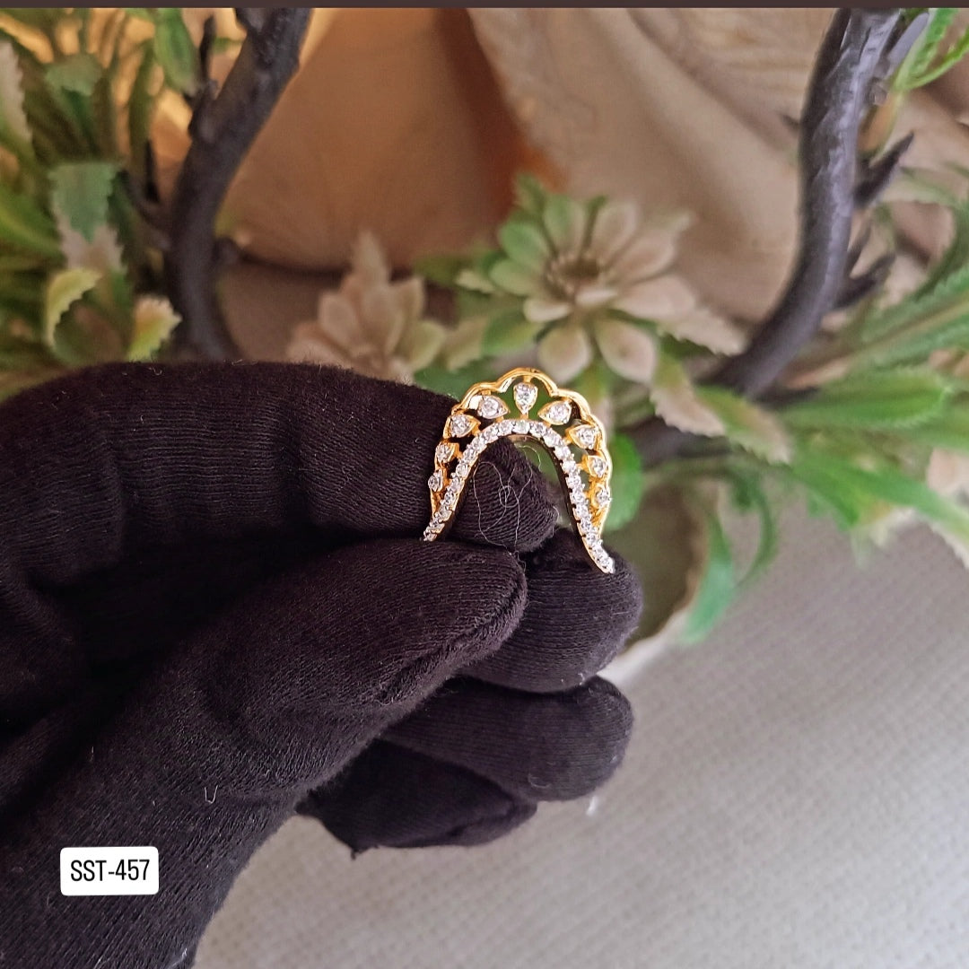 SST 457 | UNIQUE CRESCENT DESIGN STATEMENT VANKI RING