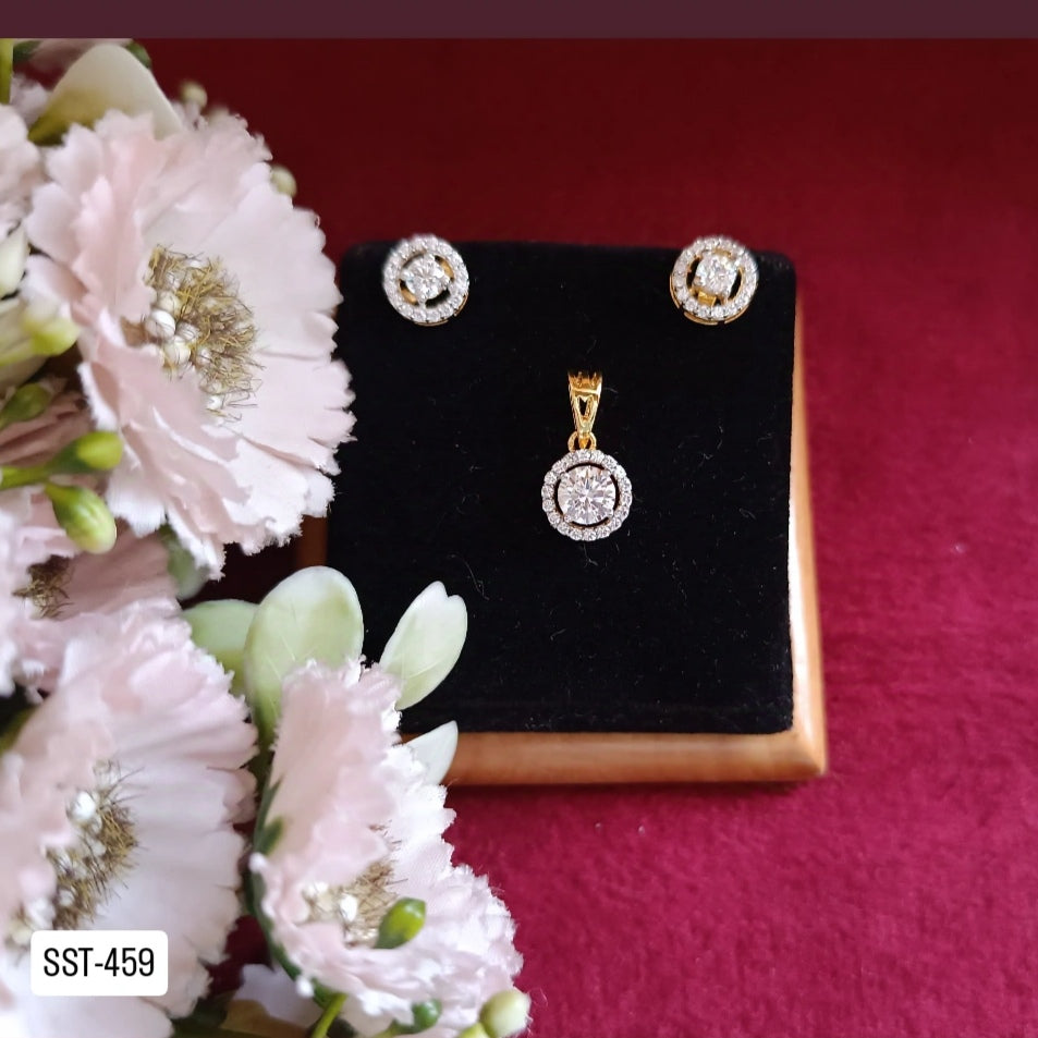 SST 459 | ELEGANT ROUND CUT PENDENT AND EARRINGS SET