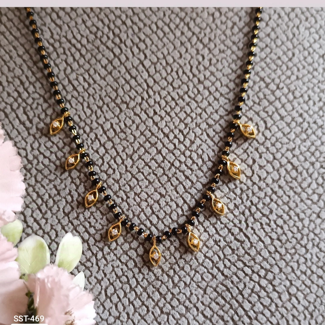 SST 469 | CZ LEAF DETAIL MANGALSUTRA
