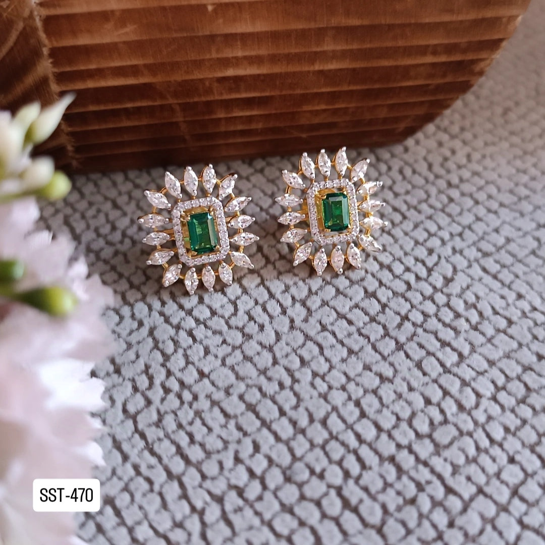 SST 470 | EMERALD CZ SQUARE STUD EARRINGS