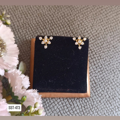 SST 473 | TRIANGLE STUD EARRINGS - MINIMALIST SPARKLE
